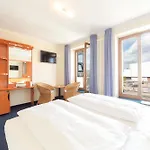 Kontorhaus 3*