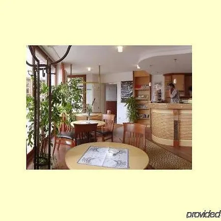 Hotel Kontorhaus 3*